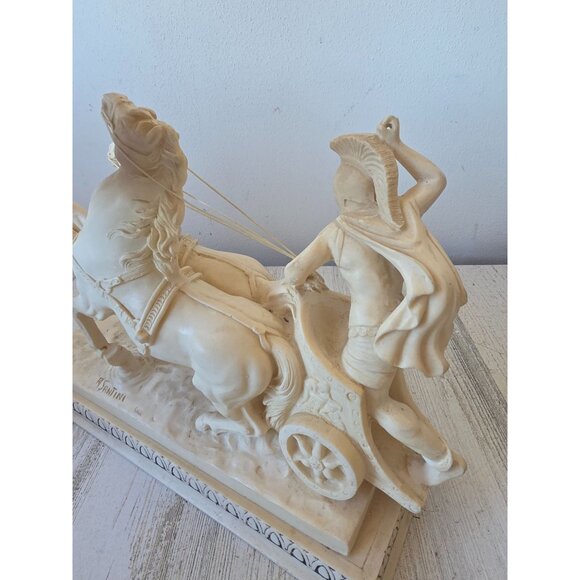 Vintage a santini alabaster roman warrior Chariot carriage Roman statue figurine - Picture 6 of 11
